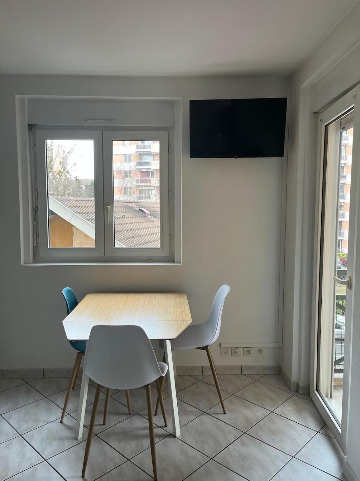 Le Rialto Cozy T2 Avec Parking Apartment Annecy Exterior photo